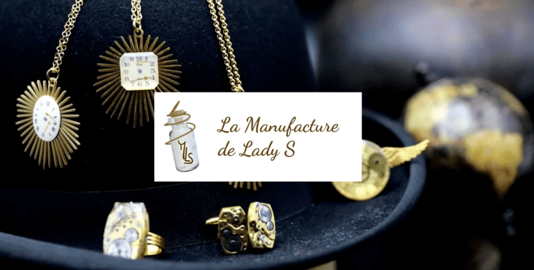 Bijoux steampunk artisanaux avec mécanismes de montre transformés en colliers et accessoires à Ivry-sur-Seine