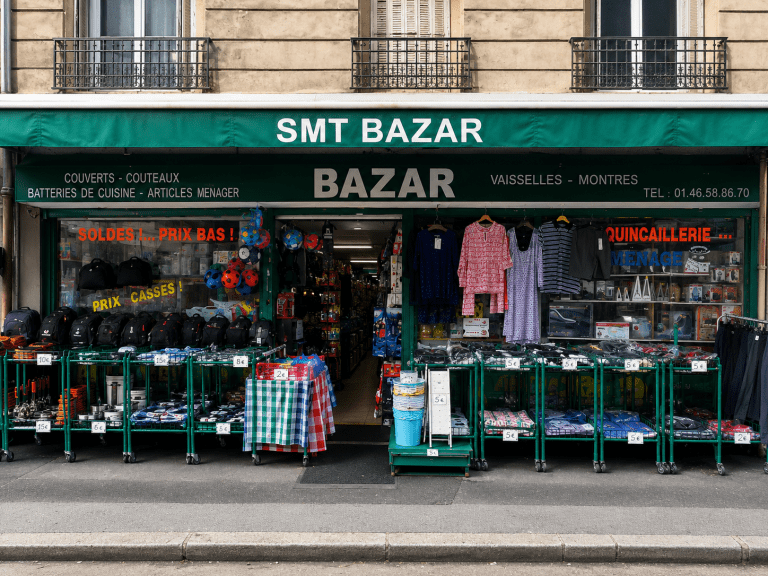 SMT Bazar à Ivry-sur-Seine, boutique de vaisselle, accessoires de cuisine et bazar avenue Maurice Thorez