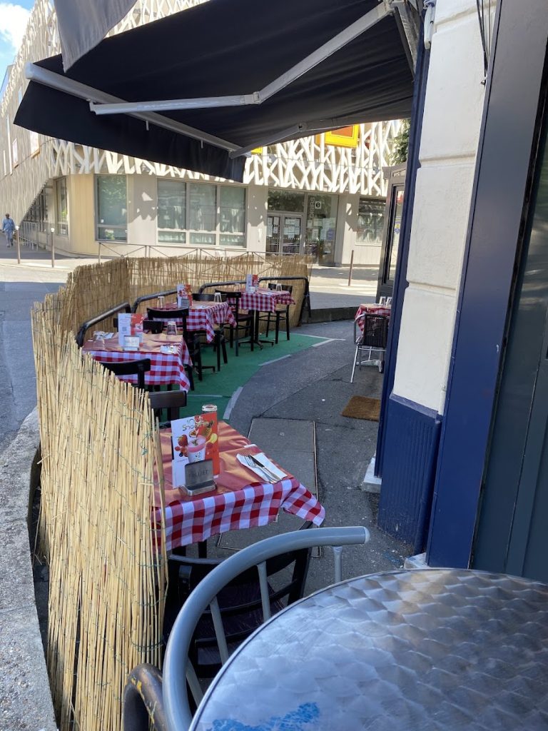 Bistrot À L’angle