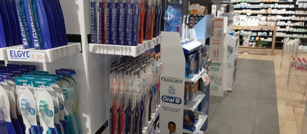 interieure de Grande Pharmacie Paris Vitry