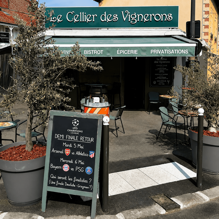 Façade du Cellier des Vignerons Groupe Pianeta à Vitry-sur-Seine avec terrasse et cave à vins spécialisée en vins, spiritueux et bistronomie.
