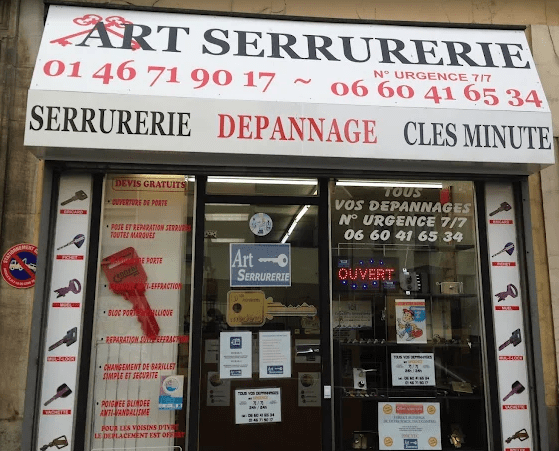 vitrine-magasin-art-serrurerie-ivry-depannage-cles-minute