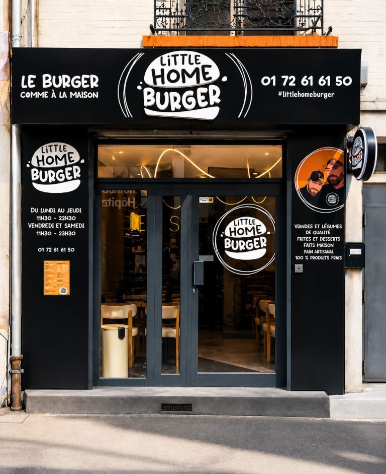 Façade du restaurant Little Home Burger spécialisée dans les burgers artisanaux, avec une devanture moderne et accueillante.