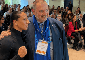 Pierre ZIMBRIS, président de l’association MES MAGASINS lors d’une conférence