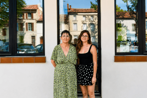 Commerçantes engagées à Nérac (47600) lors d'une action solidaire au profit de l'association Vaincre la Mucoviscidose.
