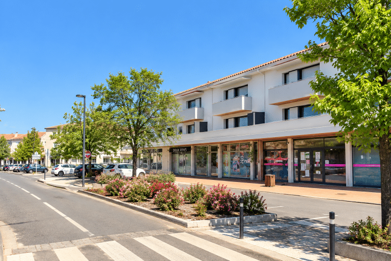 Centre-ville d’Ambès (33810) et ses commerces de proximité
